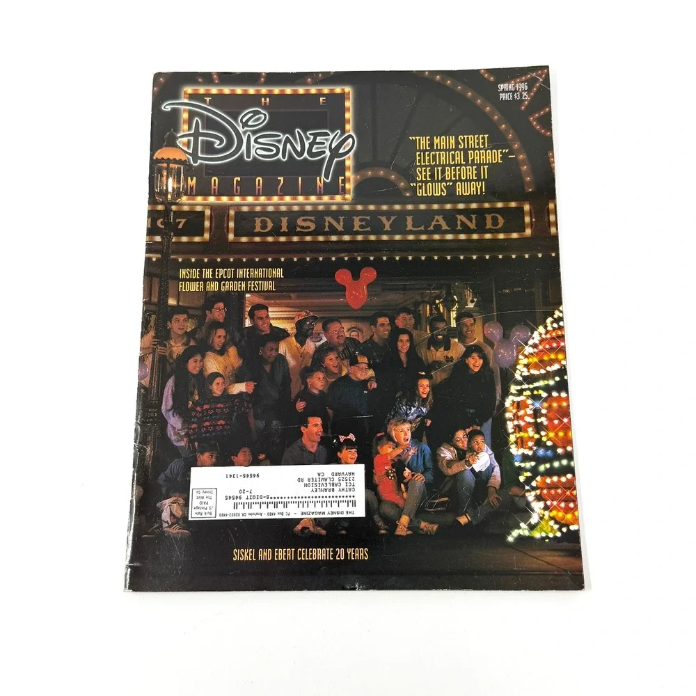 Disney News Magazine Lot 15 Issues 1990-1997 Mickey Aladdin Muppets Theme Parks